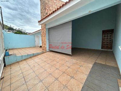 Casa, 3 quartos, 211 m² - Foto 2