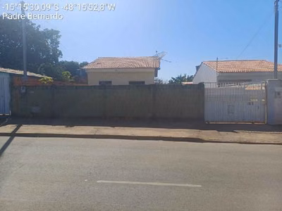 Casa, 2 quartos, 390 m² - Foto 1