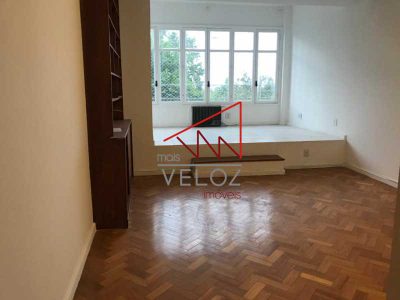 Apartamento, 3 quartos, 215 m² - Foto 1
