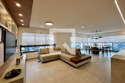 Apartamento, 3 quartos, 131 m² - Foto 2