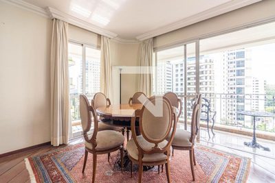 Apartamento, 3 quartos, 270 m² - Foto 5