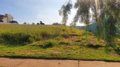 Loteamento e Condomínio, 800 m² - Foto 1