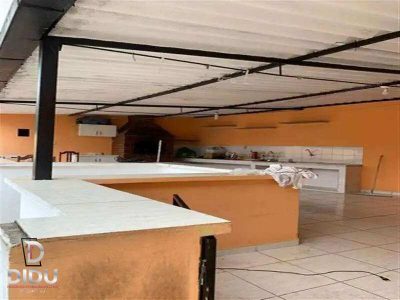 Casa, 3 quartos, 241 m² - Foto 3