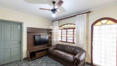 Casa, 3 quartos, 158 m² - Foto 2