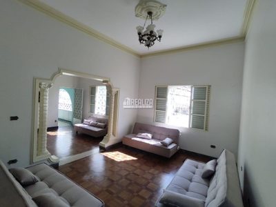 Casa, 5 quartos, 180 m² - Foto 4