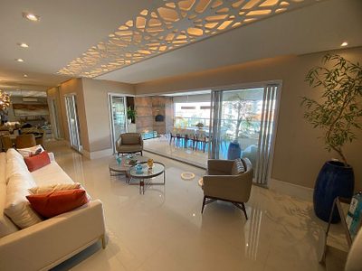 Apartamento, 4 quartos, 221 m² - Foto 1