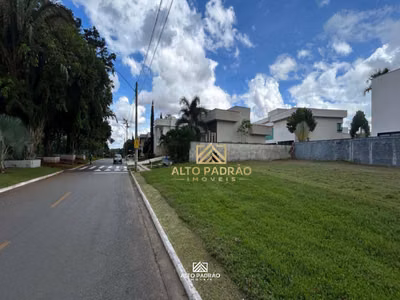 Loteamento e Condomínio, 601 m² - Foto 1