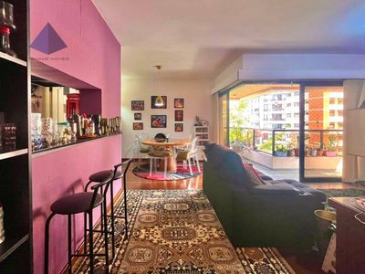 Apartamento, 3 quartos, 140 m² - Foto 1
