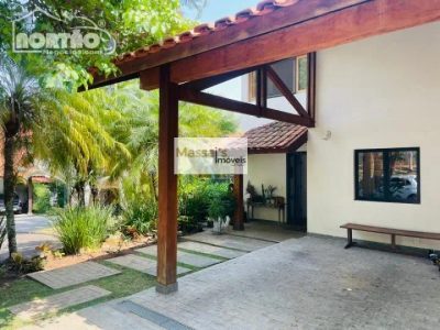 Casa, 5 quartos, 290 m² - Foto 2