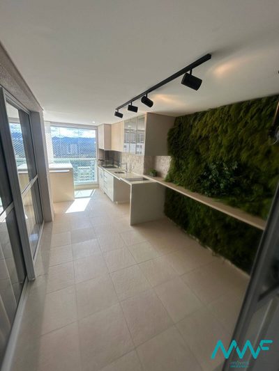 Apartamento, 3 quartos, 243 m² - Foto 1