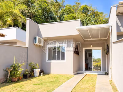 Casa, 2 quartos, 75 m² - Foto 1