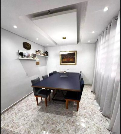 Casa, 3 quartos, 210 m² - Foto 2