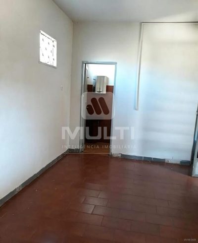 Casa, 3 quartos, 160 m² - Foto 1