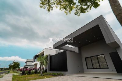 Casa, 4 quartos, 265 m² - Foto 1