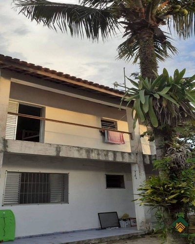 Casa, 5 quartos, 240 m² - Foto 1