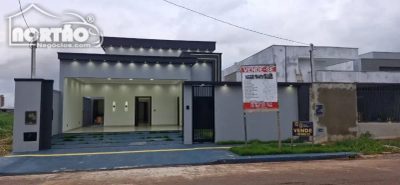 Casa, 2 quartos, 197 m² - Foto 1