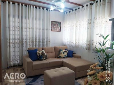 Casa, 3 quartos, 285 m² - Foto 1