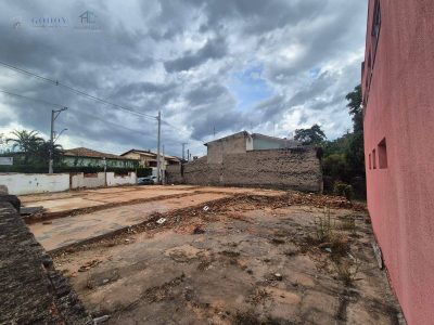 Terreno, 1366 m² - Foto 2