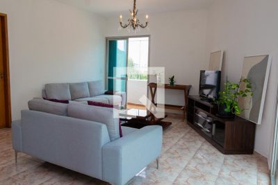 Casa, 4 quartos, 228 m² - Foto 2