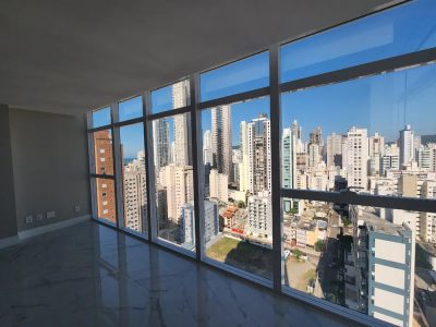 Apartamento, 3 quartos, 141 m² - Foto 1
