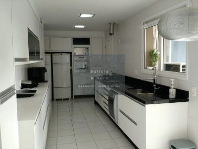Apartamento, 4 quartos, 223 m² - Foto 2