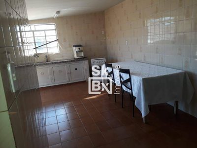 Casa, 5 quartos, 207 m² - Foto 2