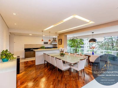 Apartamento, 3 quartos, 242 m² - Foto 2
