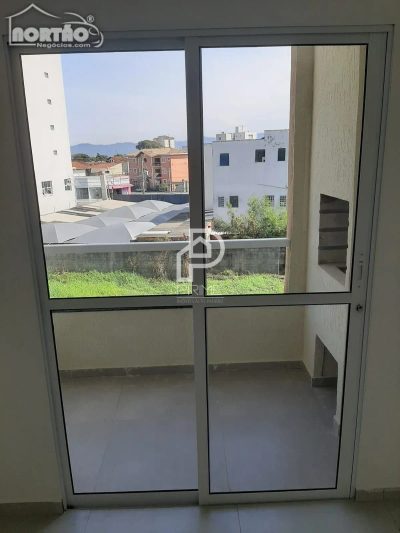 Casa, 3 quartos, 59 m² - Foto 2