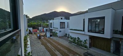 Casa, 4 quartos, 260 m² - Foto 2