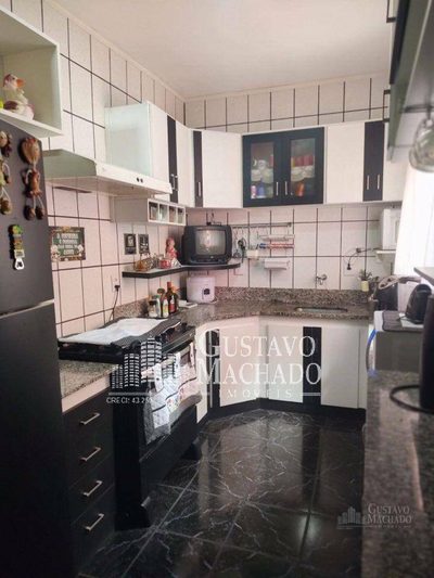 Casa, 3 quartos, 262 m² - Foto 2
