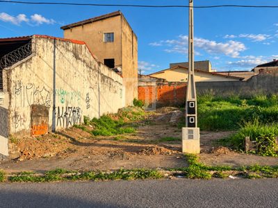 Terreno, 210 m² - Foto 1