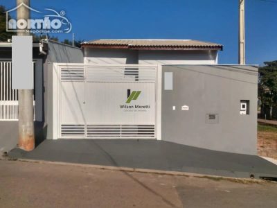 Casa, 5 quartos, 94 m² - Foto 1