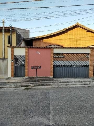 Casa, 3 quartos, 260 m² - Foto 1