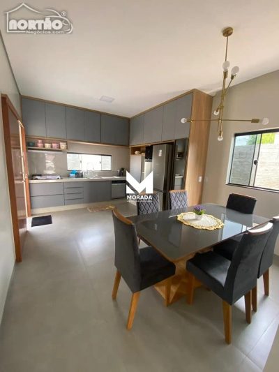 Casa, 3 quartos, 136 m² - Foto 2