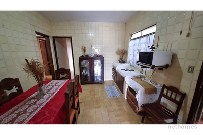 Casa, 6 quartos, 215 m² - Foto 2