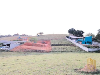 Terreno, 1600 m² - Foto 1