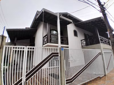 Sobrado, 3 quartos, 170 m² - Foto 1