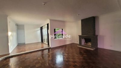 Casa, 3 quartos, 292 m² - Foto 2