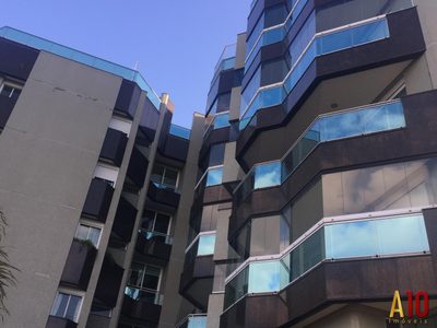 Apartamento, 3 quartos, 252 m² - Foto 2