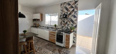 Casa, 2 quartos, 100 m² - Foto 1