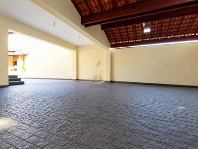 Casa, 4 quartos, 304 m² - Foto 3