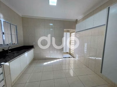 Casa, 3 quartos, 110 m² - Foto 1