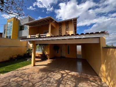 Casa, 5 quartos, 291 m² - Foto 1