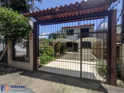 Casa, 4 quartos, 245 m² - Foto 2