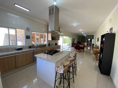 Casa de Condomínio, 4 quartos - Foto 1