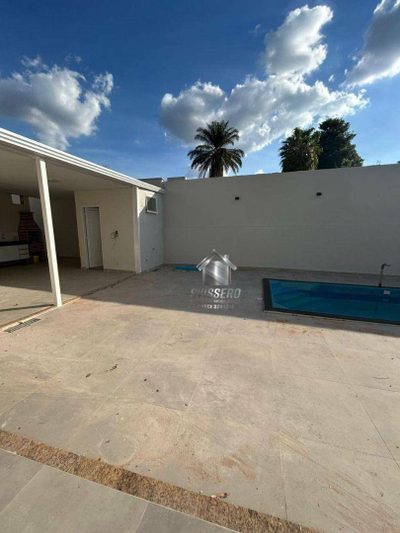 Casa, 3 quartos, 220 m² - Foto 2