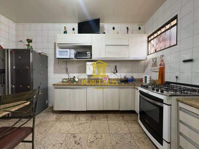 Casa, 3 quartos, 268 m² - Foto 5