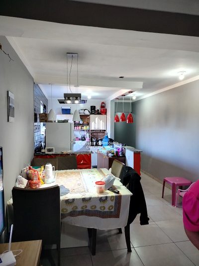 Casa, 3 quartos, 137 m² - Foto 1