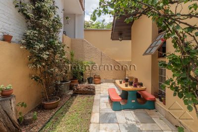 Casa, 3 quartos, 209 m² - Foto 4