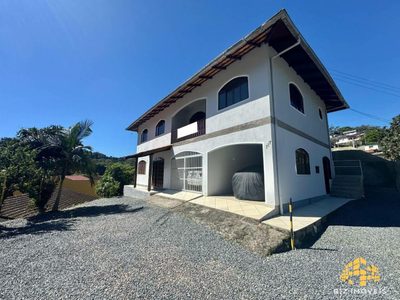 Casa, 6 quartos, 205 m² - Foto 3